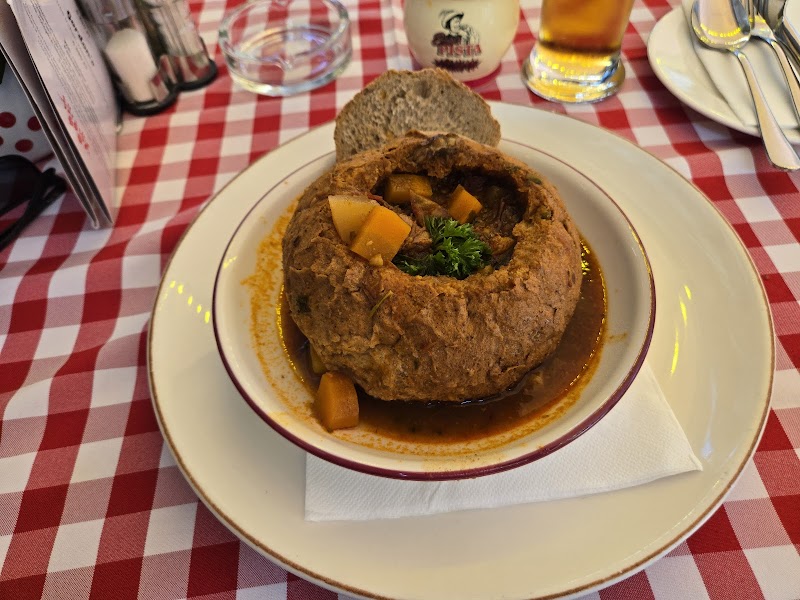 Hell's Kitchen – Hungarian Restaurant